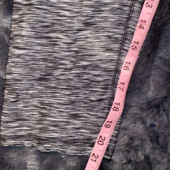 Women’s Reebok Active Capri Leggings - Picture 2 of 4